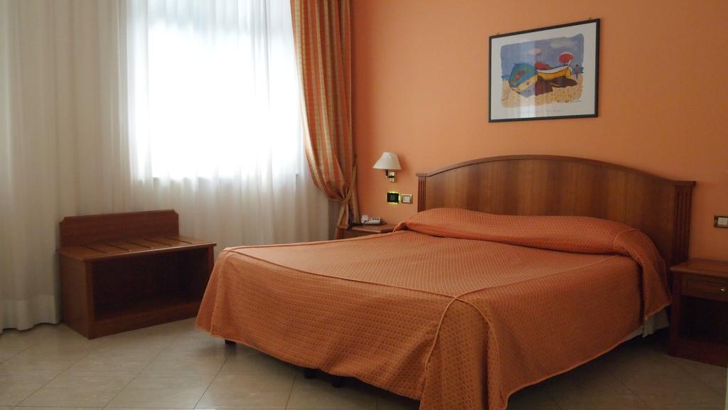 Piccolo Hotel Moneglia Extérieur photo